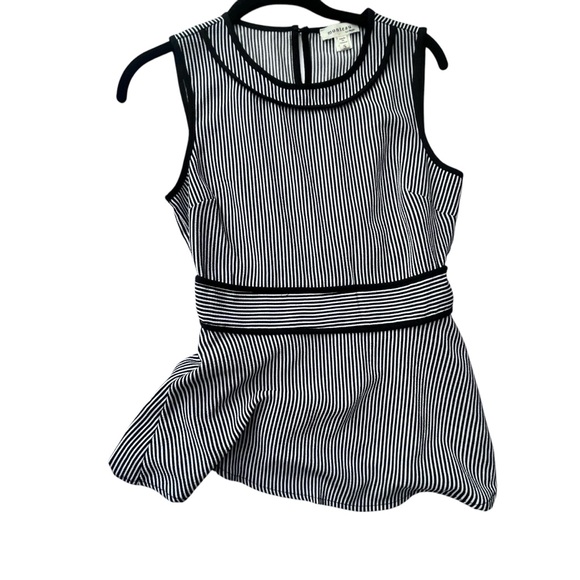 Monteau Minimalist Striped Sleeveless Peplum Top - Small - Picture 1 of 7